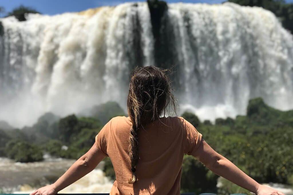Hospedagem 5 estrelas com vista para a natureza