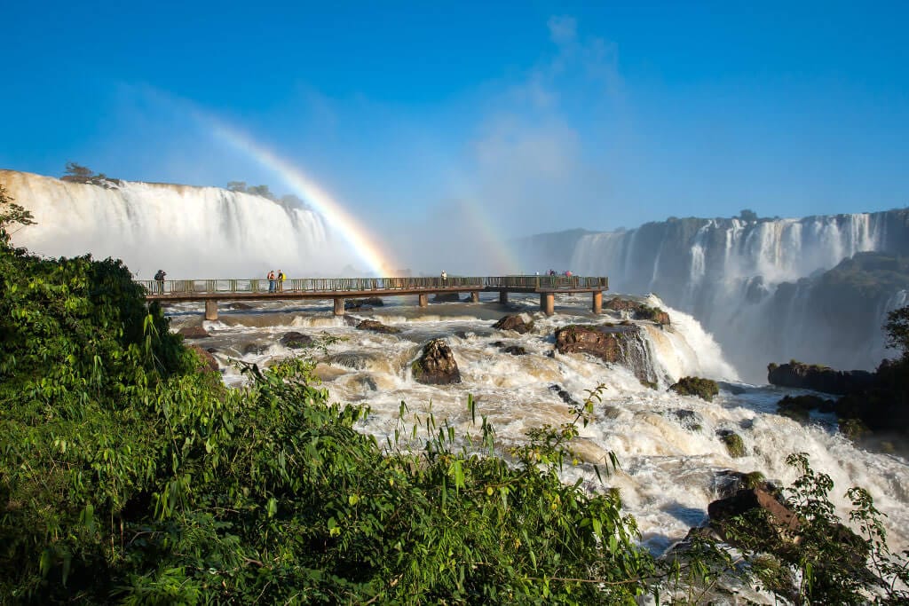 Experiências exclusivas: jantar panorâmico e tour premium